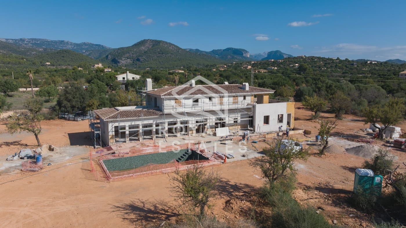 5 Zimmer Villa zu verkaufen in Santa Maria del Cami mit Pool - 8.750.000 € (Ref: 8931794)