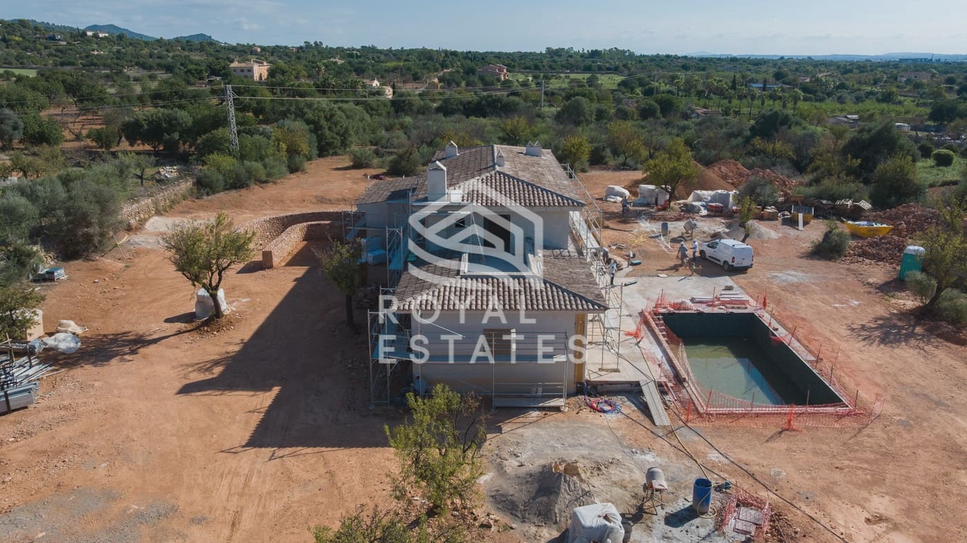 5 Zimmer Villa zu verkaufen in Santa Maria del Cami mit Pool - 8.750.000 € (Ref: 8931794)