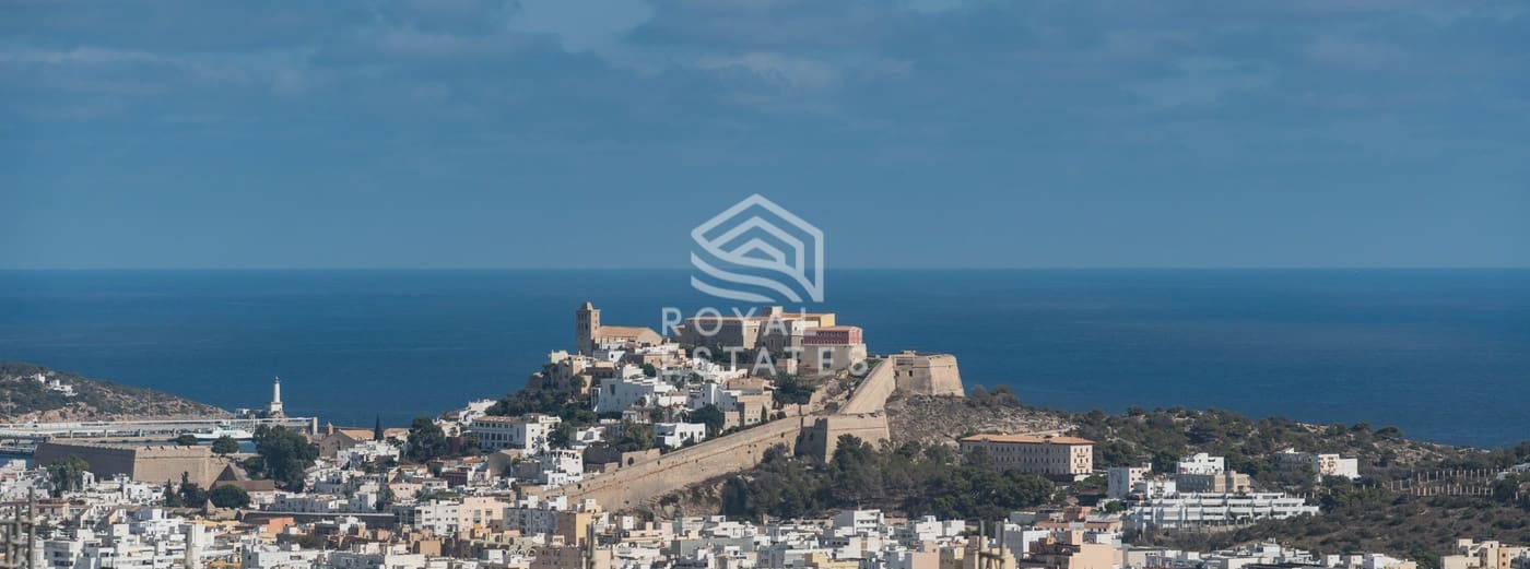 4 sypialnia Willa na sprzedaż w Miasto Ibiza / Eivissa z garażem - 7 995 000 € (Ref: 9275696)