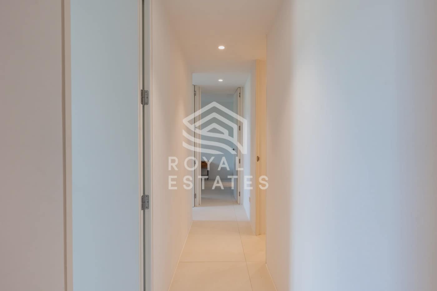 3 sypialnia Apartament na sprzedaż w Talamanca z basenem - 1 200 000 € (Ref: 9310405)