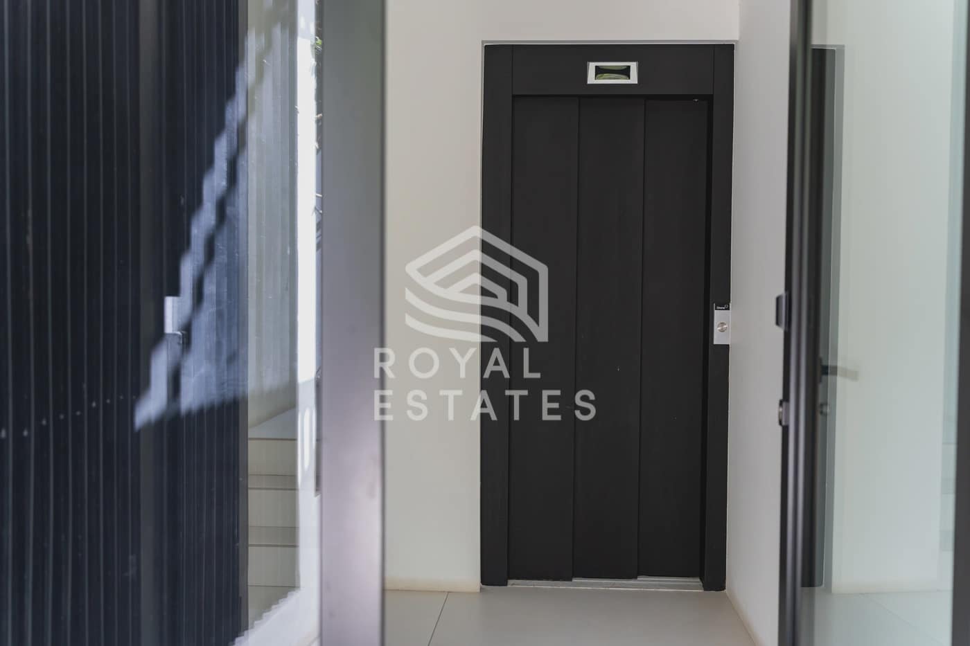 3 sypialnia Apartament na sprzedaż w Talamanca z basenem - 1 200 000 € (Ref: 9310405)