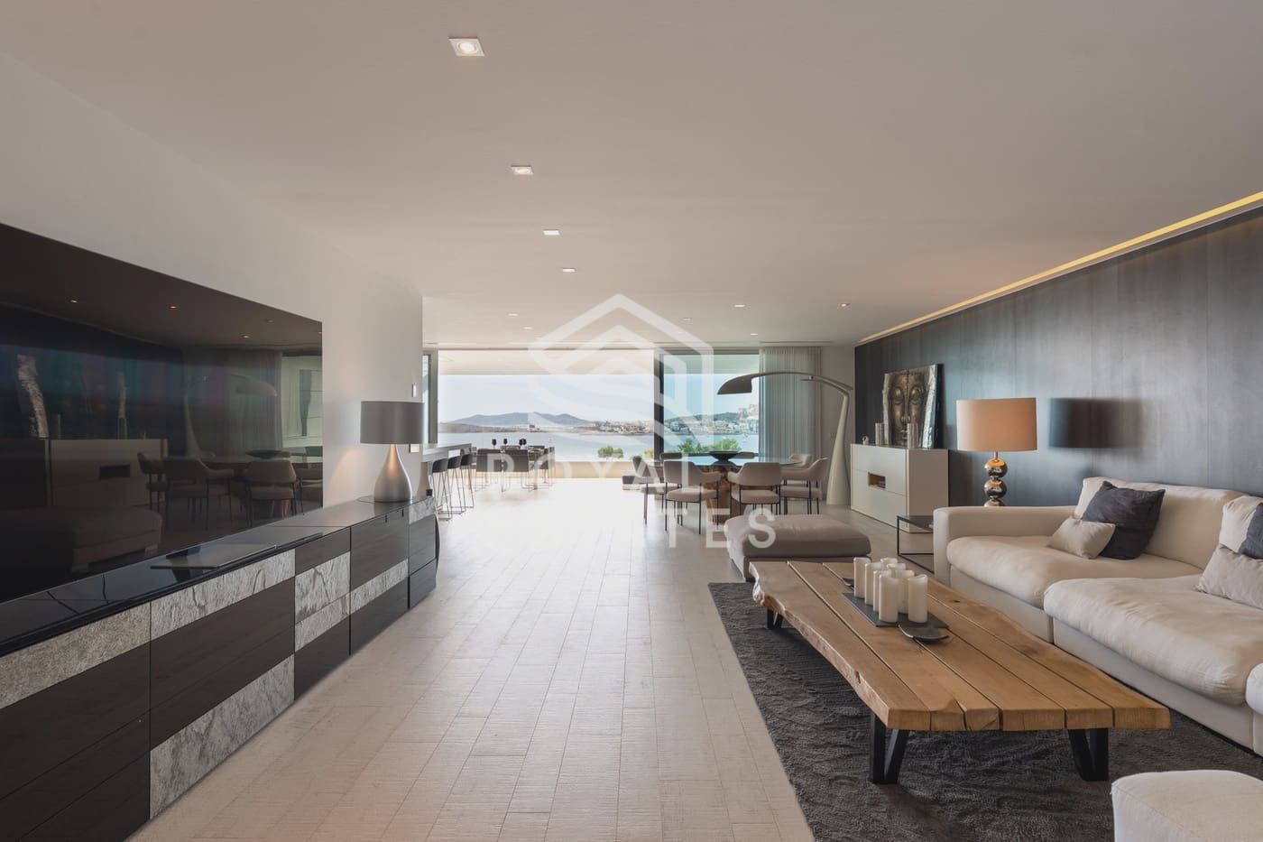 4 bedroom Apartment for sale in Talamanca with pool garage - € 4,500,000 (Ref: 9312292)