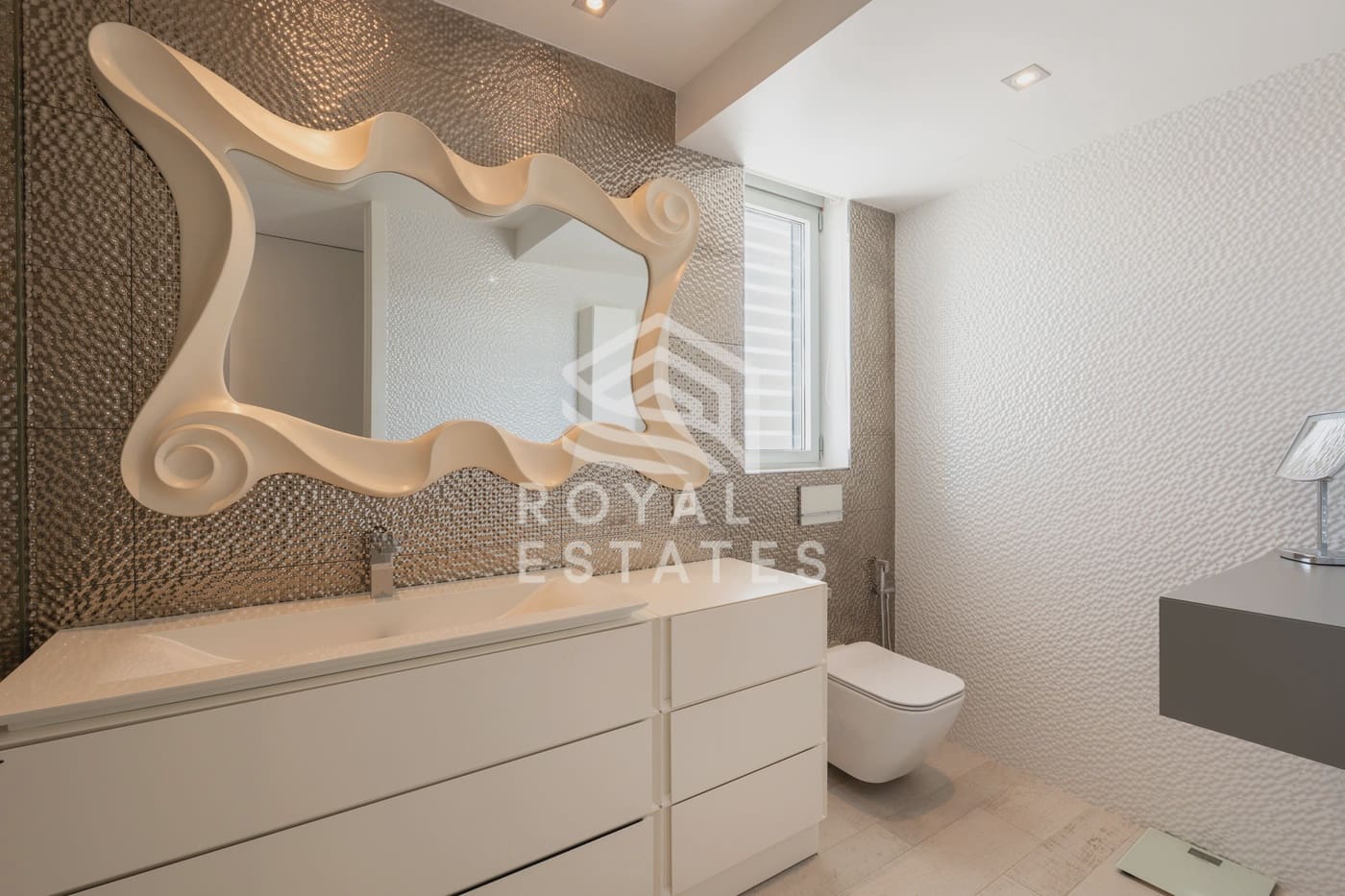 4 bedroom Apartment for sale in Talamanca with pool garage - € 4,500,000 (Ref: 9312292)