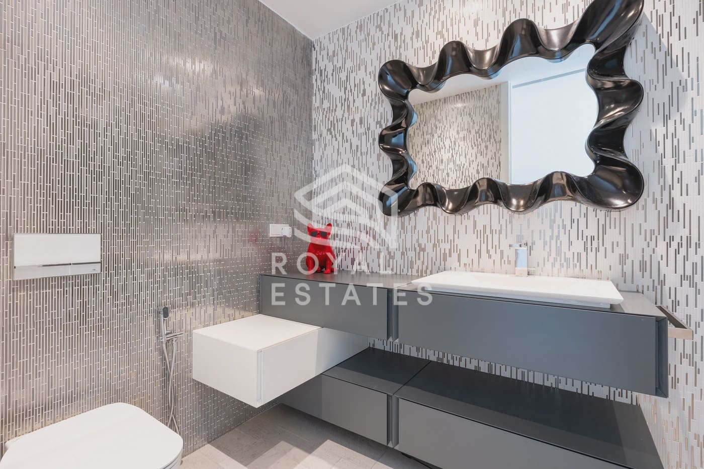 4 bedroom Apartment for sale in Talamanca with pool garage - € 4,500,000 (Ref: 9312292)