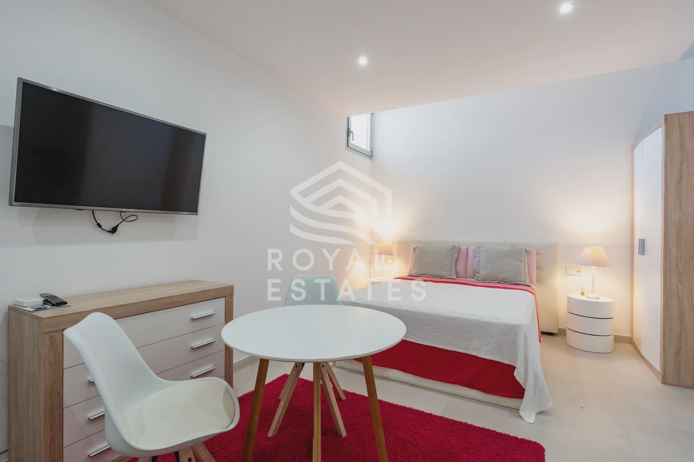 4 bedroom Apartment for sale in Talamanca with pool garage - € 4,500,000 (Ref: 9312292)