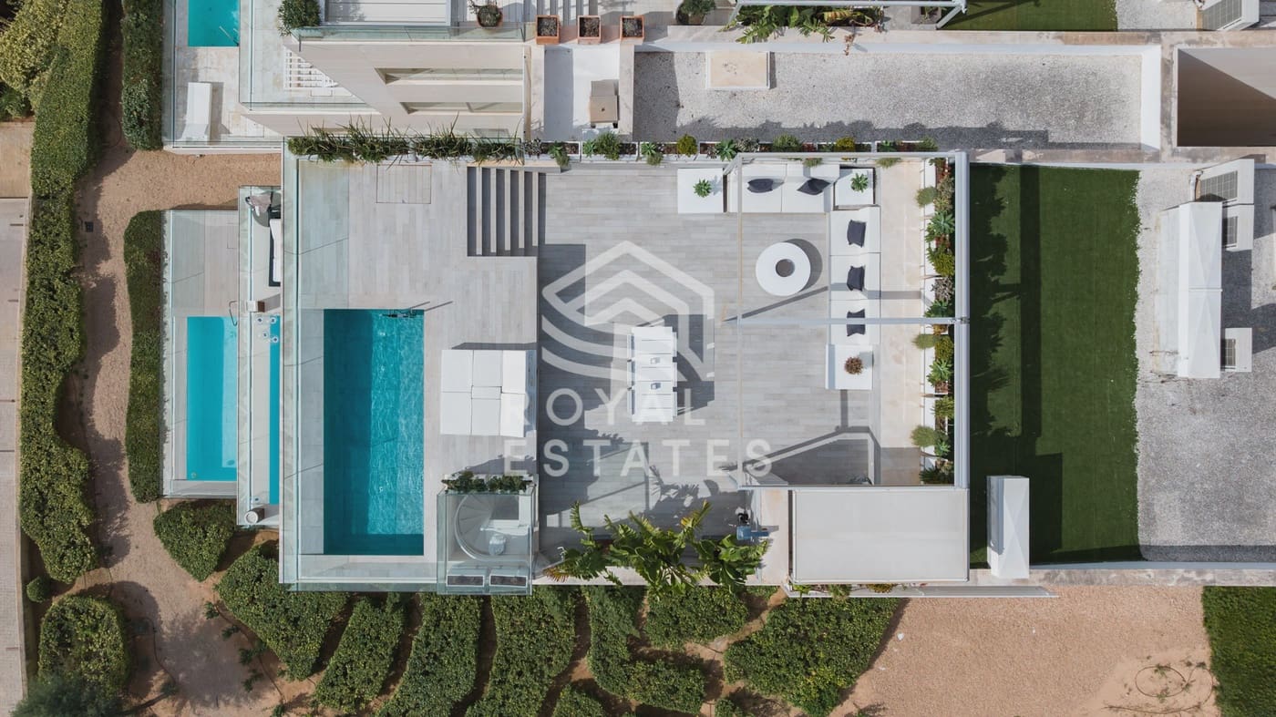 4 bedroom Apartment for sale in Talamanca with pool garage - € 4,500,000 (Ref: 9312292)