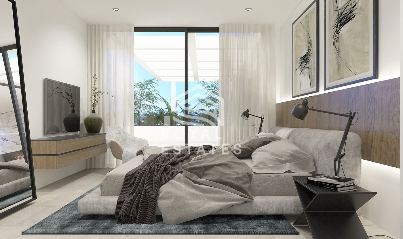 4 bedroom Villa for sale in Ibiza / Eivissa town with pool - € 2,500,000 (Ref: 9429582)