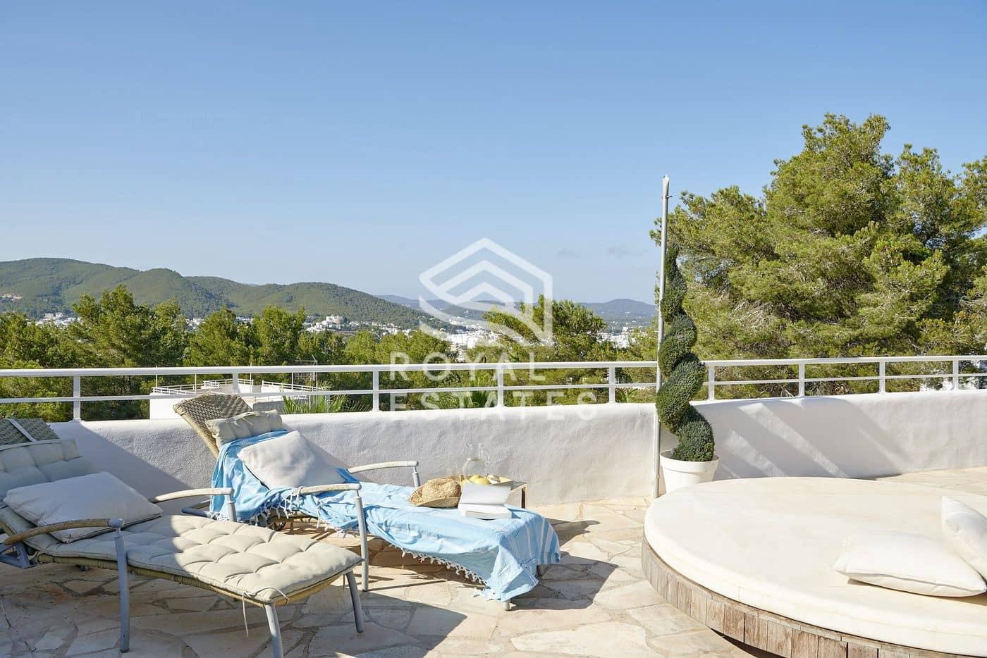 6 sovrum Villa till salu i Ibiza stad med pool - 2 300 000 € (Ref: 9676695)
