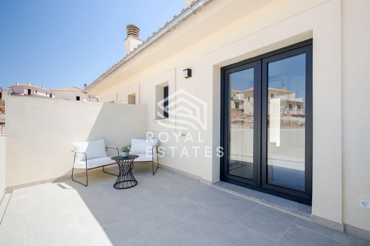 2 bedroom Apartment for sale in Cala Romantica with pool garage - € 399,000 (Ref: 9714406)