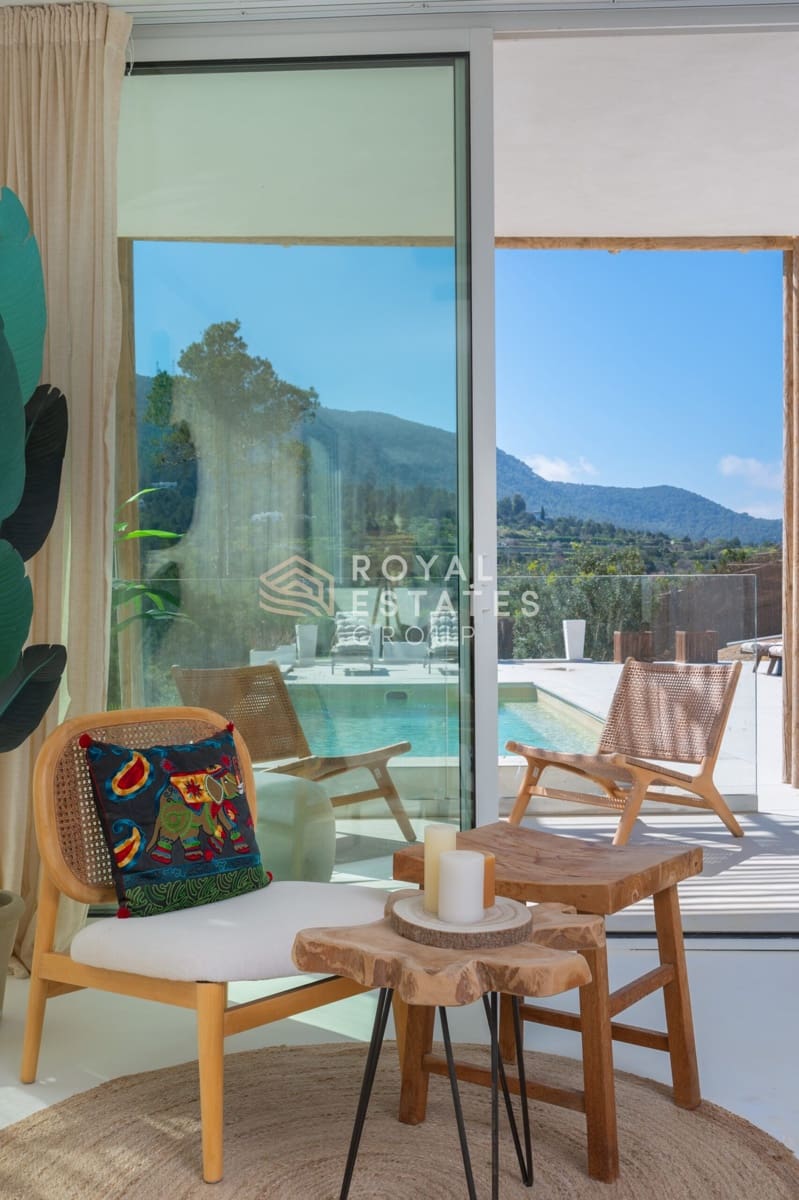 Chalet de 4 habitaciones en Ibiza / Eivissa ciudad en venta - 4.950.000 € (Ref: 9772631)