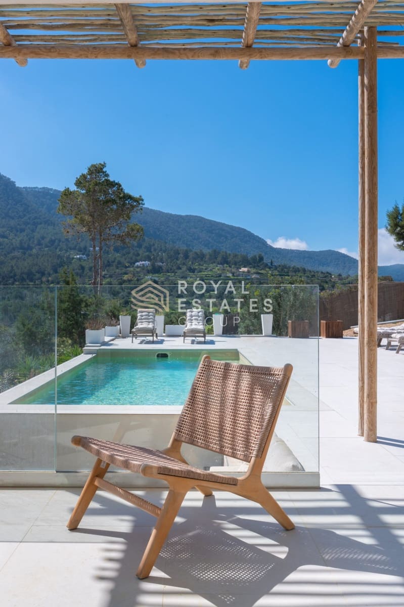 Chalet de 4 habitaciones en Ibiza / Eivissa ciudad en venta - 4.950.000 € (Ref: 9772631)