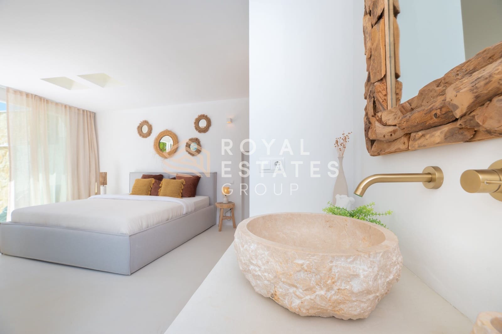 Chalet de 4 habitaciones en Ibiza / Eivissa ciudad en venta - 4.950.000 € (Ref: 9772631)