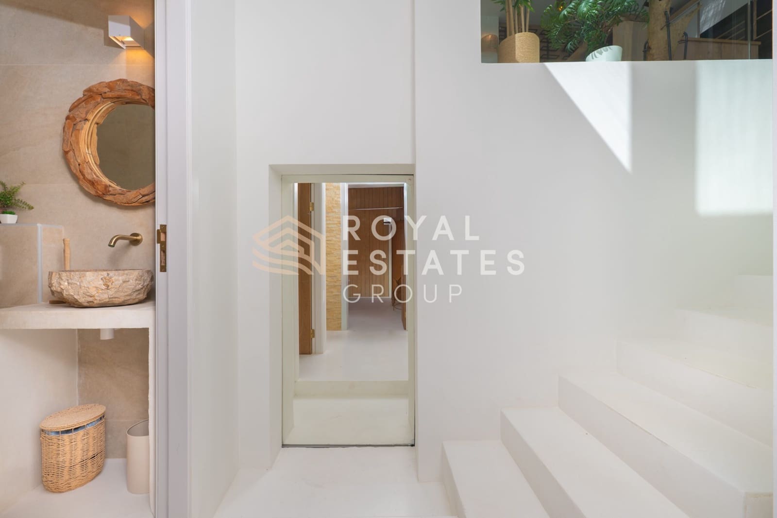 Chalet de 4 habitaciones en Ibiza / Eivissa ciudad en venta - 4.950.000 € (Ref: 9772631)