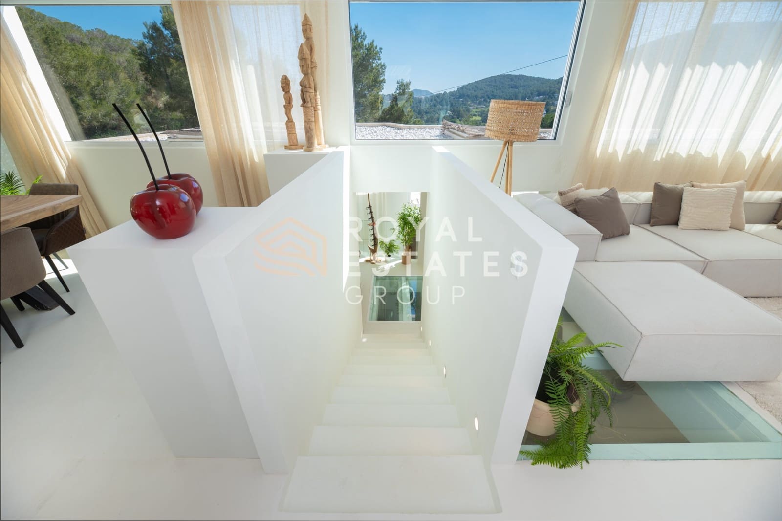 Chalet de 4 habitaciones en Ibiza / Eivissa ciudad en venta - 4.950.000 € (Ref: 9772631)