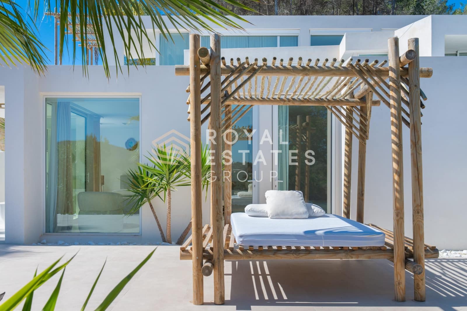 Chalet de 4 habitaciones en Ibiza / Eivissa ciudad en venta - 4.950.000 € (Ref: 9772631)