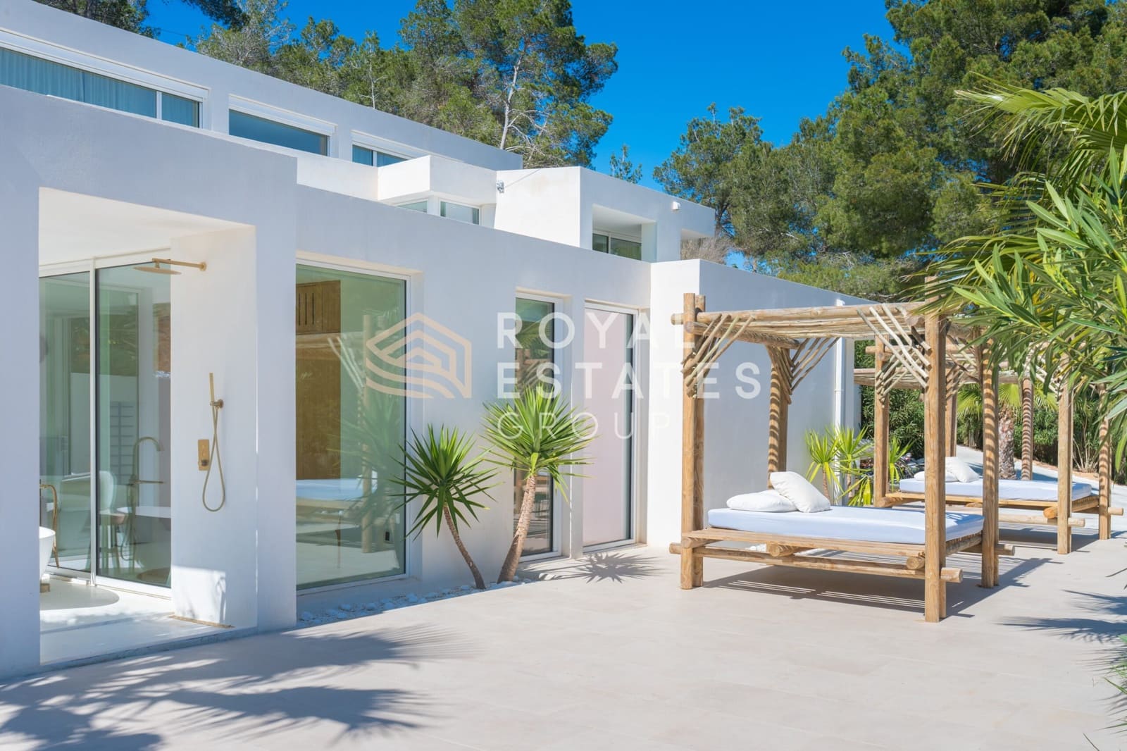Chalet de 4 habitaciones en Ibiza / Eivissa ciudad en venta - 4.950.000 € (Ref: 9772631)