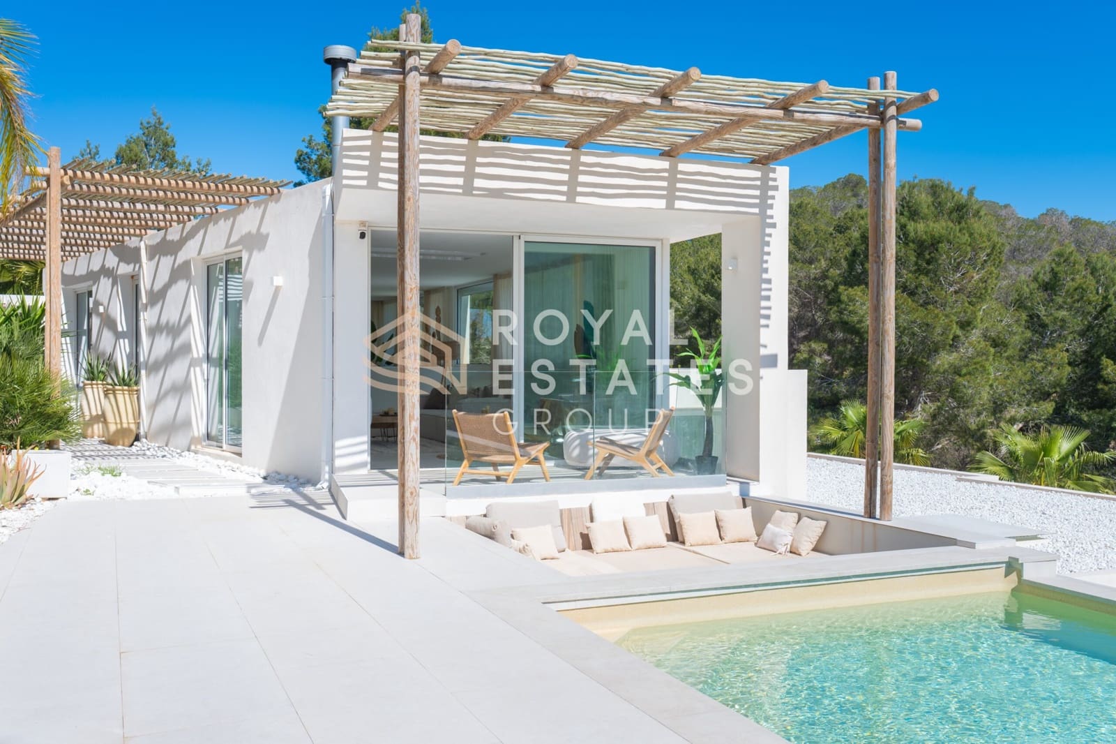 Chalet de 4 habitaciones en Ibiza / Eivissa ciudad en venta - 4.950.000 € (Ref: 9772631)