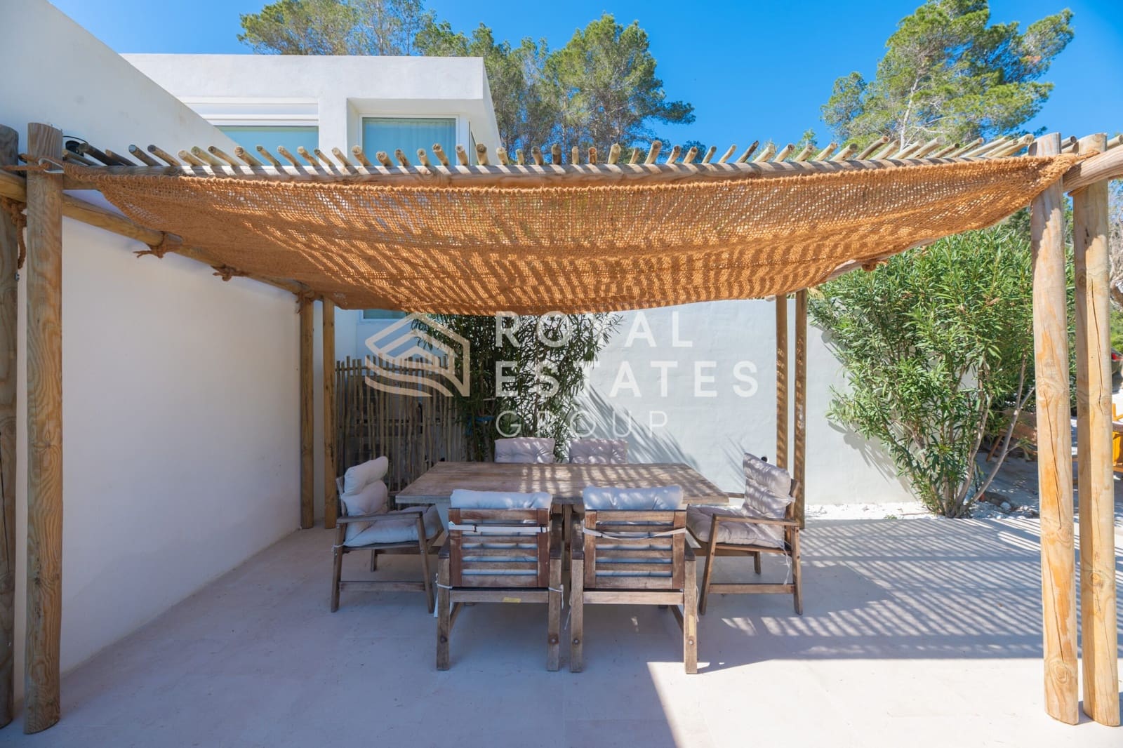 Chalet de 4 habitaciones en Ibiza / Eivissa ciudad en venta - 4.950.000 € (Ref: 9772631)