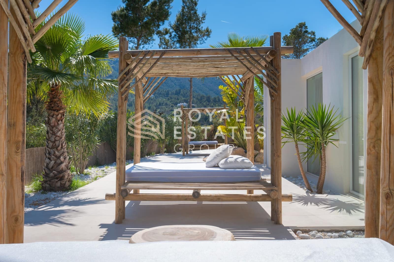 Chalet de 4 habitaciones en Ibiza / Eivissa ciudad en venta - 4.950.000 € (Ref: 9772631)