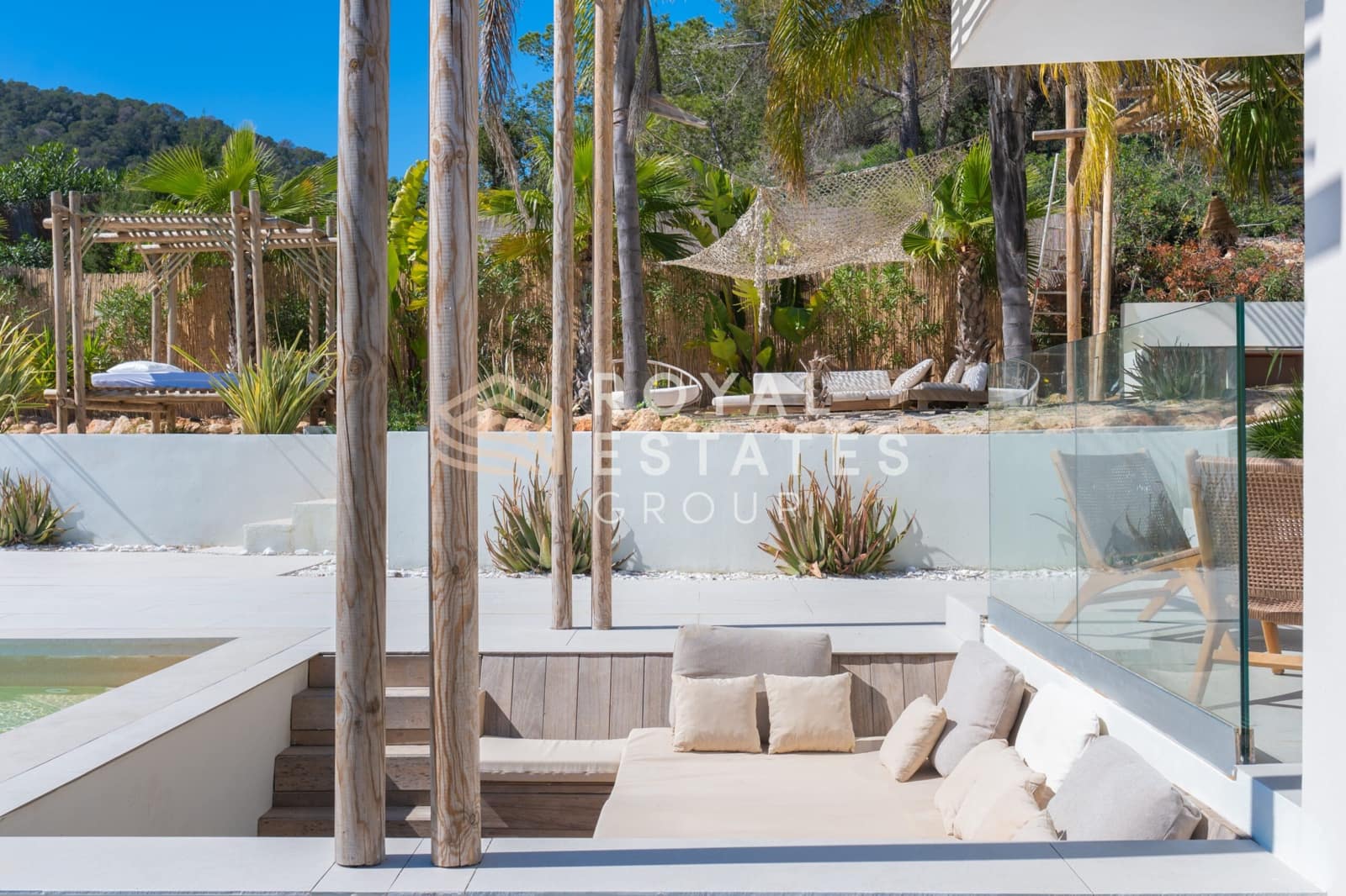 Chalet de 4 habitaciones en Ibiza / Eivissa ciudad en venta - 4.950.000 € (Ref: 9772631)