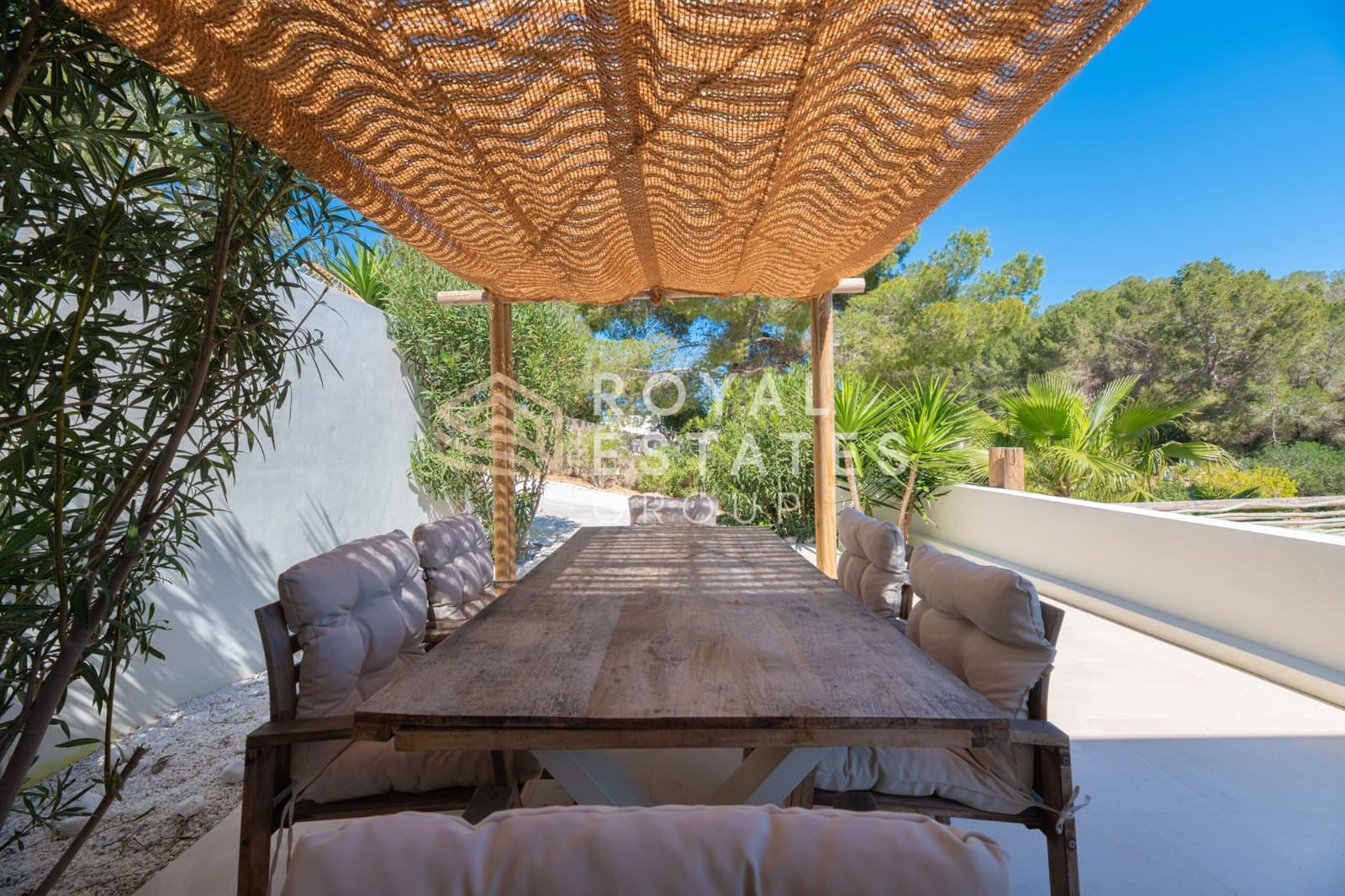 Chalet de 4 habitaciones en Ibiza / Eivissa ciudad en venta - 4.950.000 € (Ref: 9772631)