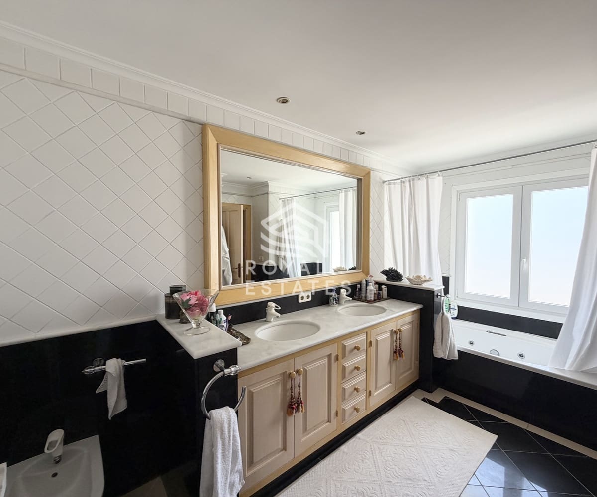 4 quarto Moradia para venda em Ibiza / Eivissa cidade com piscina - 1 100 000 € (Ref: 9793924)