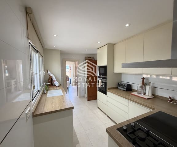 4 quarto Moradia para venda em Ibiza / Eivissa cidade com piscina - 1 100 000 € (Ref: 9793924)