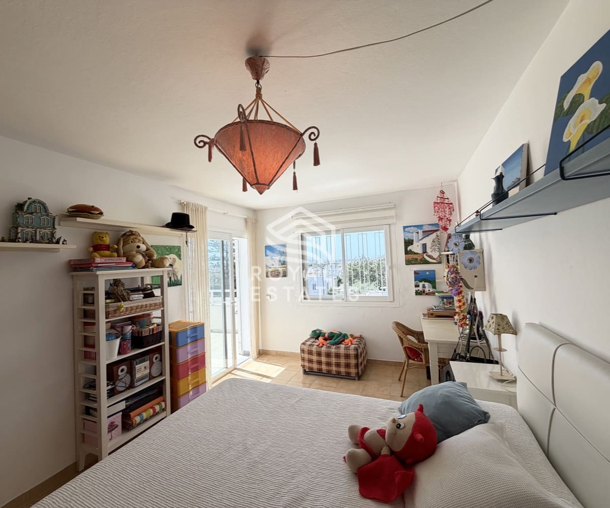 4 quarto Moradia para venda em Ibiza / Eivissa cidade com piscina - 1 100 000 € (Ref: 9793924)