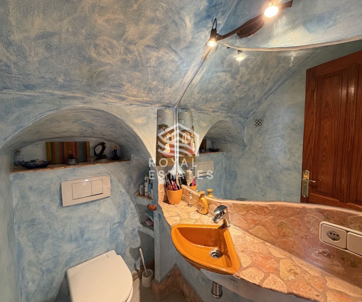 4 quarto Moradia para venda em Ibiza / Eivissa cidade com piscina - 1 100 000 € (Ref: 9793924)