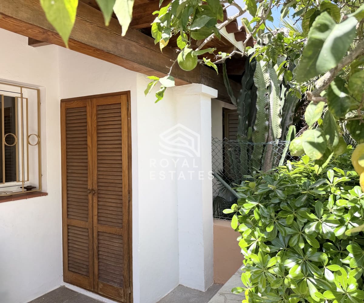 4 quarto Moradia para venda em Ibiza / Eivissa cidade com piscina - 1 100 000 € (Ref: 9793924)