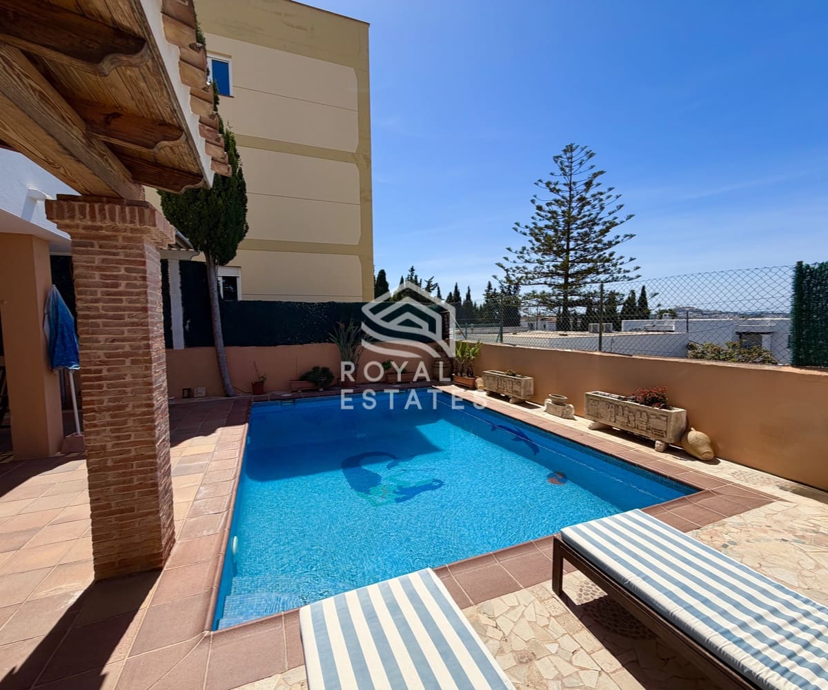 4 quarto Moradia para venda em Ibiza / Eivissa cidade com piscina - 1 100 000 € (Ref: 9793924)