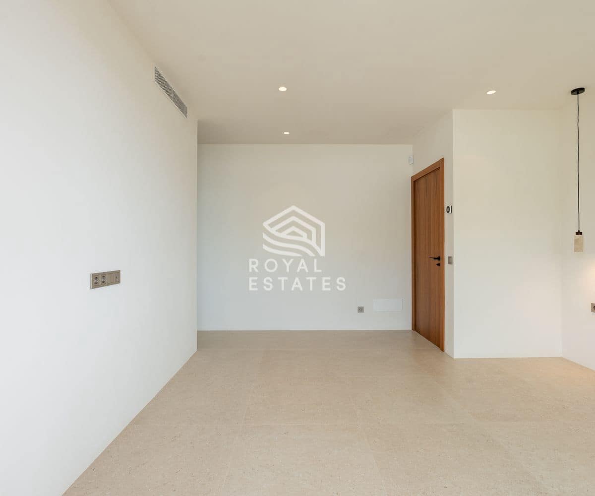 6 soveværelse Villa til salg i Ibiza by med swimmingpool - € 3.850.000 (Ref: 9796636)