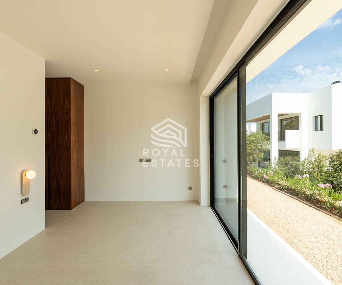 6 soveværelse Villa til salg i Ibiza by med swimmingpool - € 3.850.000 (Ref: 9796636)