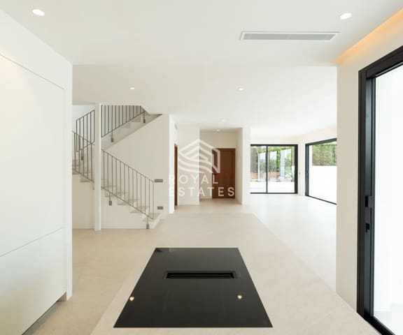 6 quarto Moradia para venda em Ibiza / Eivissa cidade com piscina - 3 850 000 € (Ref: 9796636)