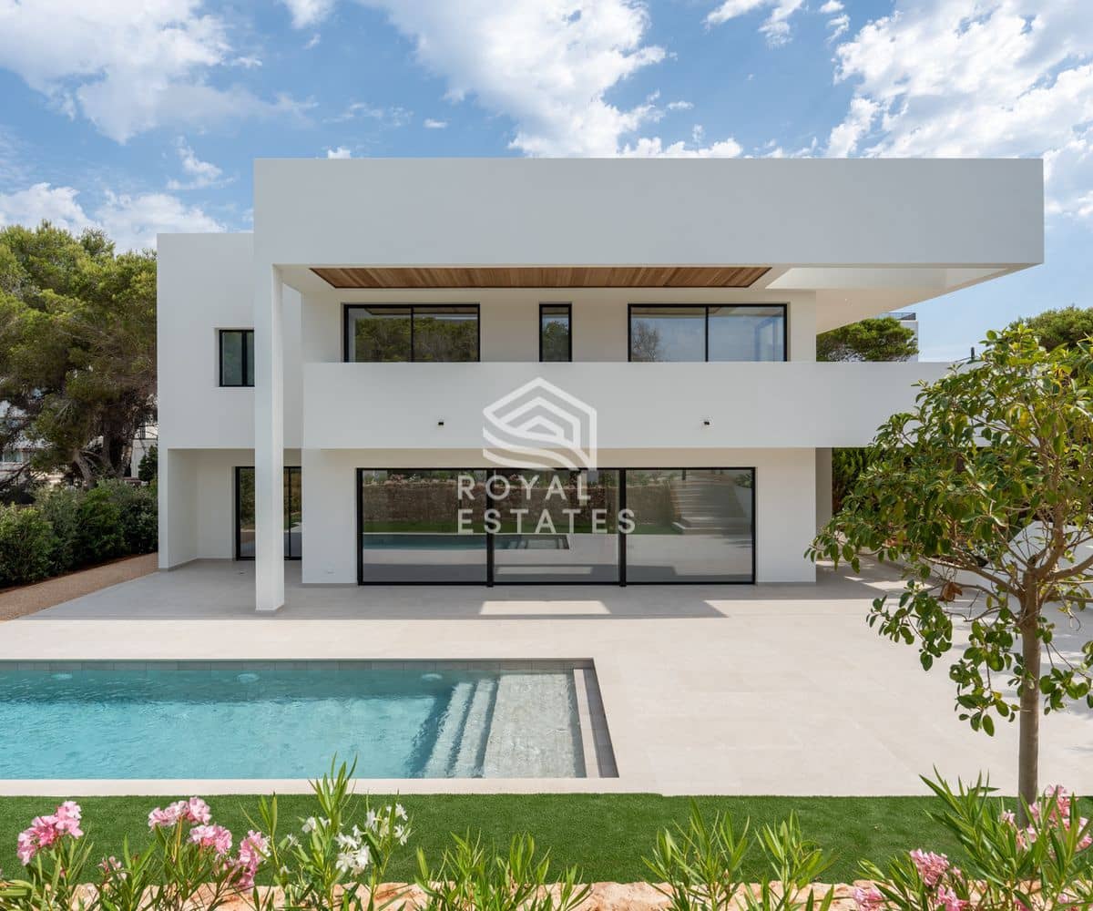 6 soveværelse Villa til salg i Ibiza by med swimmingpool - € 3.850.000 (Ref: 9796636)