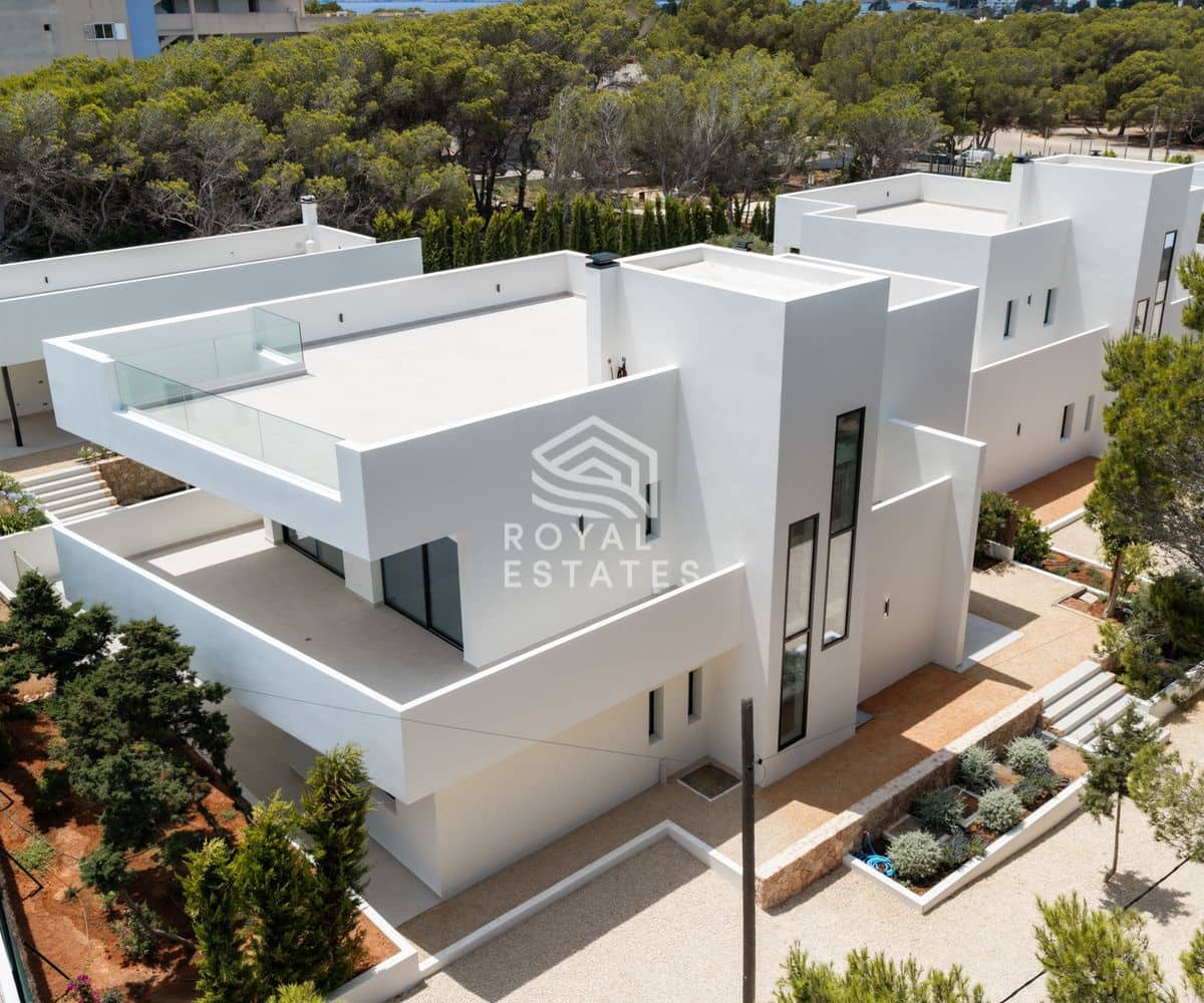 6 soveværelse Villa til salg i Ibiza by med swimmingpool - € 3.850.000 (Ref: 9796636)