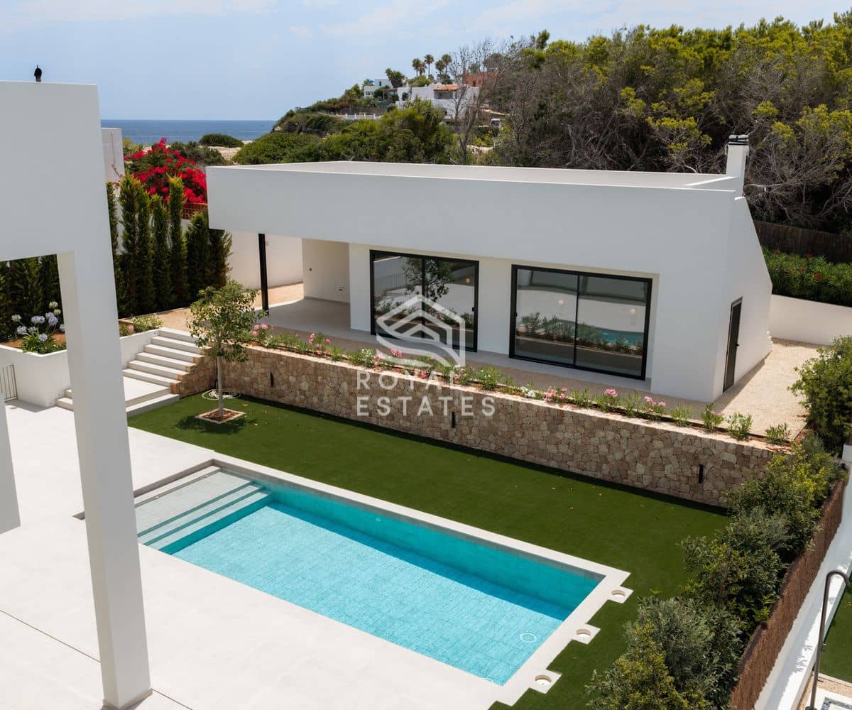 6 soveværelse Villa til salg i Ibiza by med swimmingpool - € 3.850.000 (Ref: 9796636)