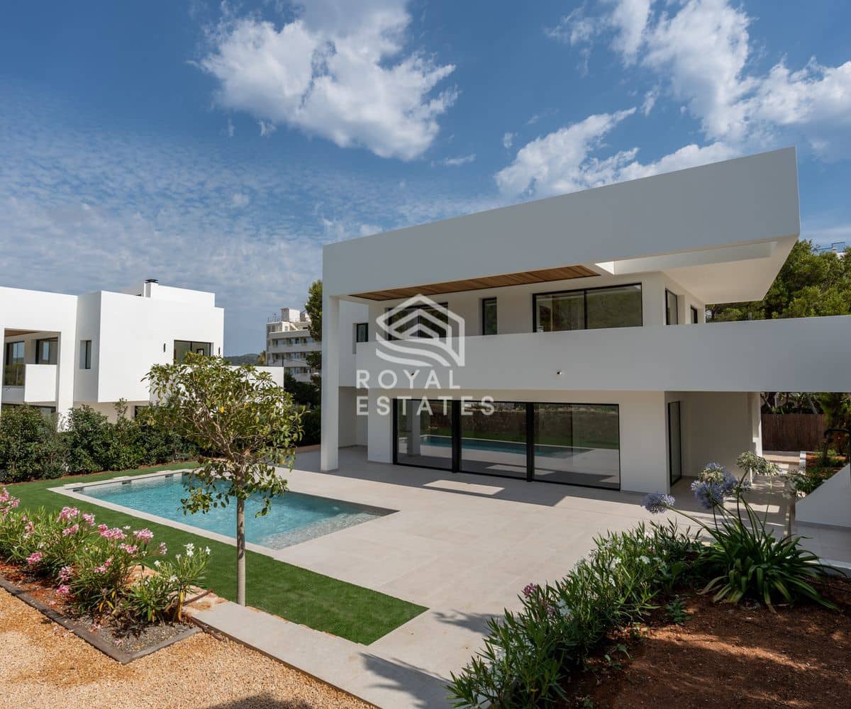 6 soveværelse Villa til salg i Ibiza by med swimmingpool - € 3.850.000 (Ref: 9796636)