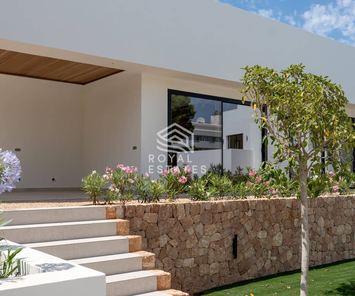6 soveværelse Villa til salg i Ibiza by med swimmingpool - € 3.850.000 (Ref: 9796636)