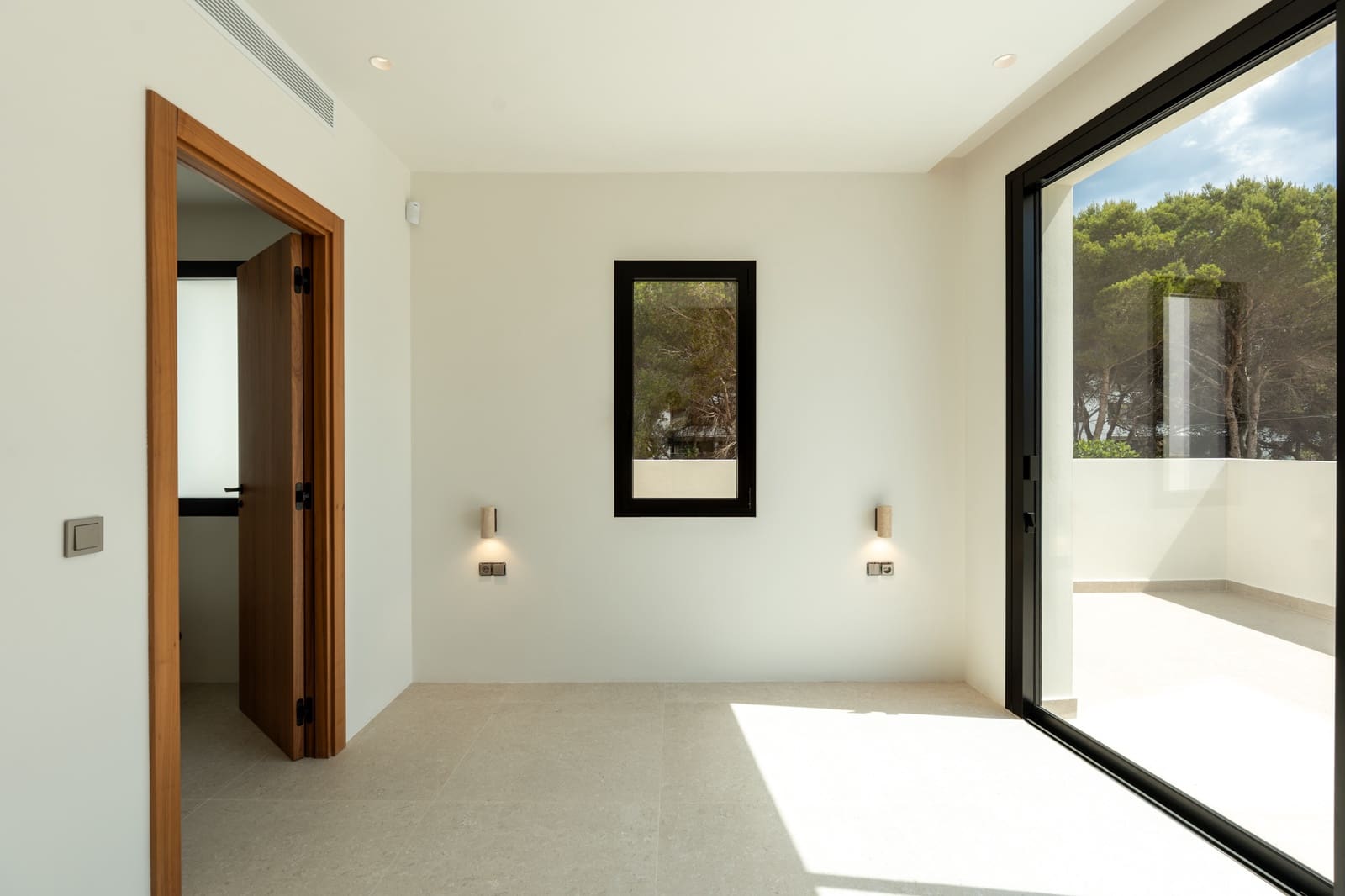 5 soverom Villa til salgs i Ibiza by med svømmebasseng - € 3 250 000 (Ref: 9796637)