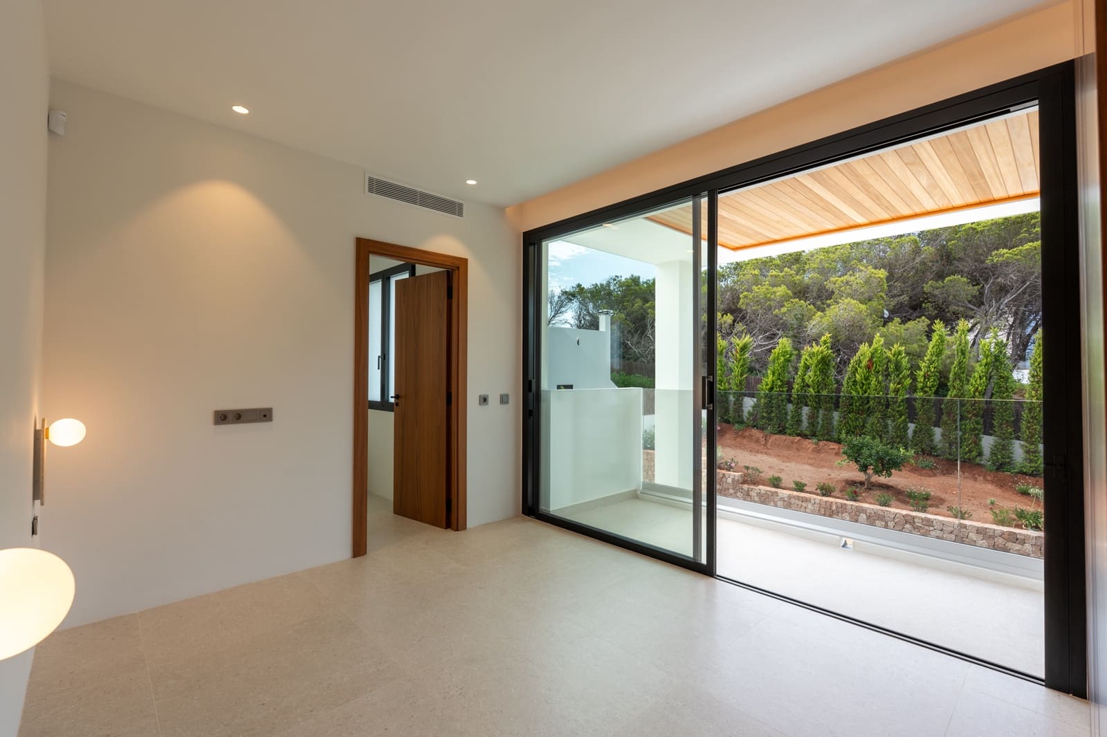 5 soverom Villa til salgs i Ibiza by med svømmebasseng - € 3 250 000 (Ref: 9796637)