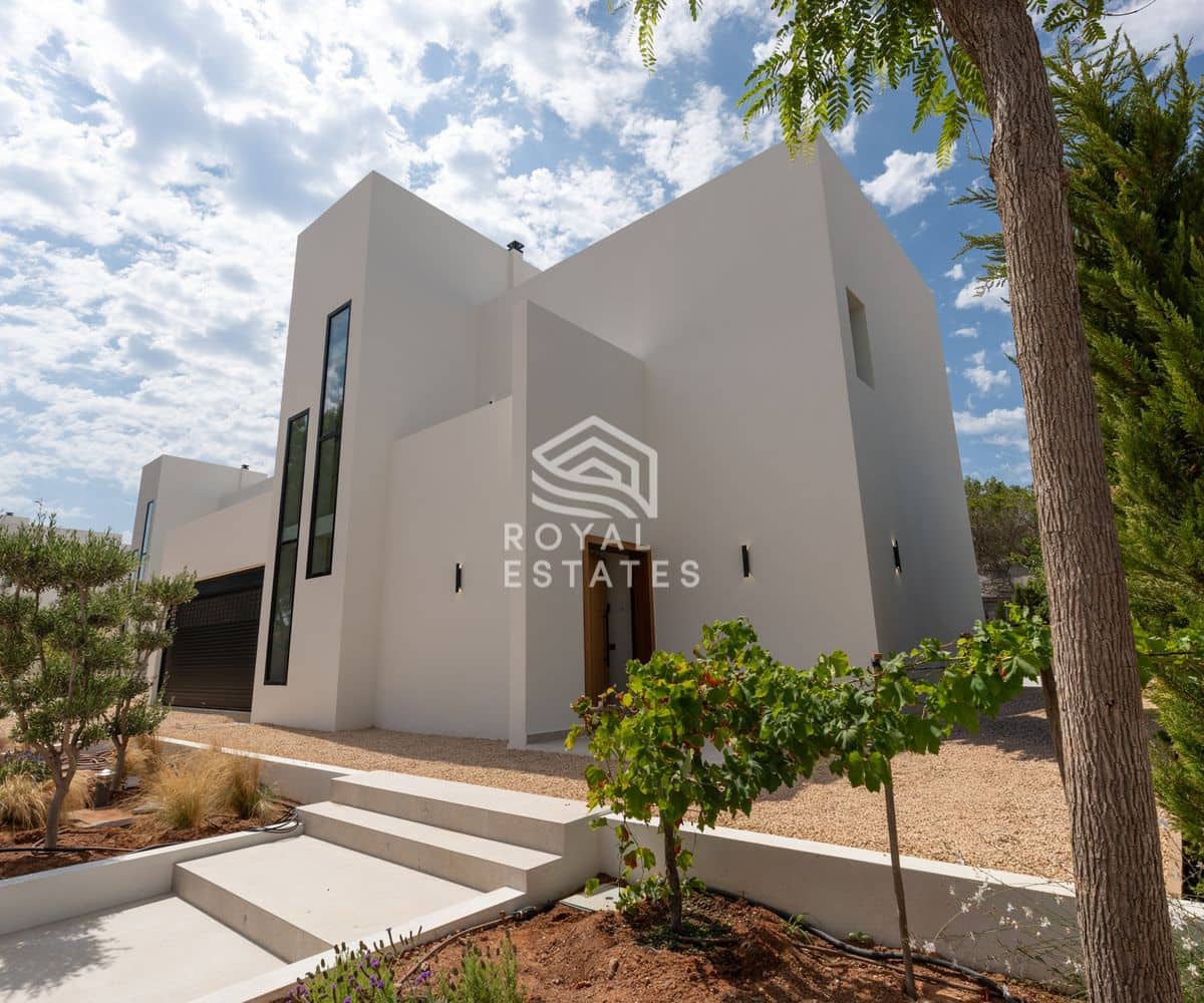 4 bedroom Villa for sale in Ibiza / Eivissa town with pool garage - € 2,950,000 (Ref: 9796638)