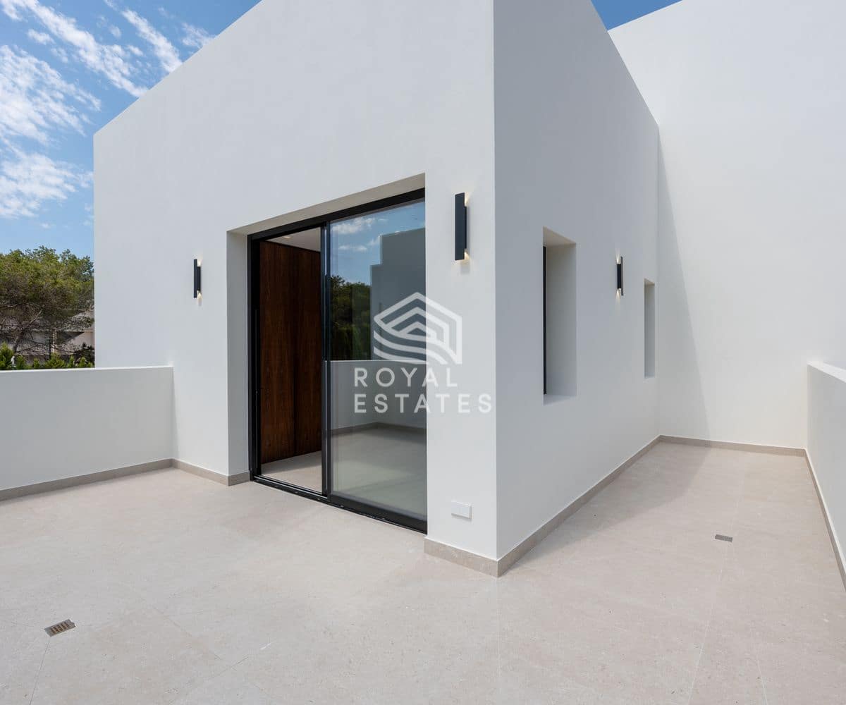 4 bedroom Villa for sale in Ibiza / Eivissa town with pool garage - € 2,950,000 (Ref: 9796638)