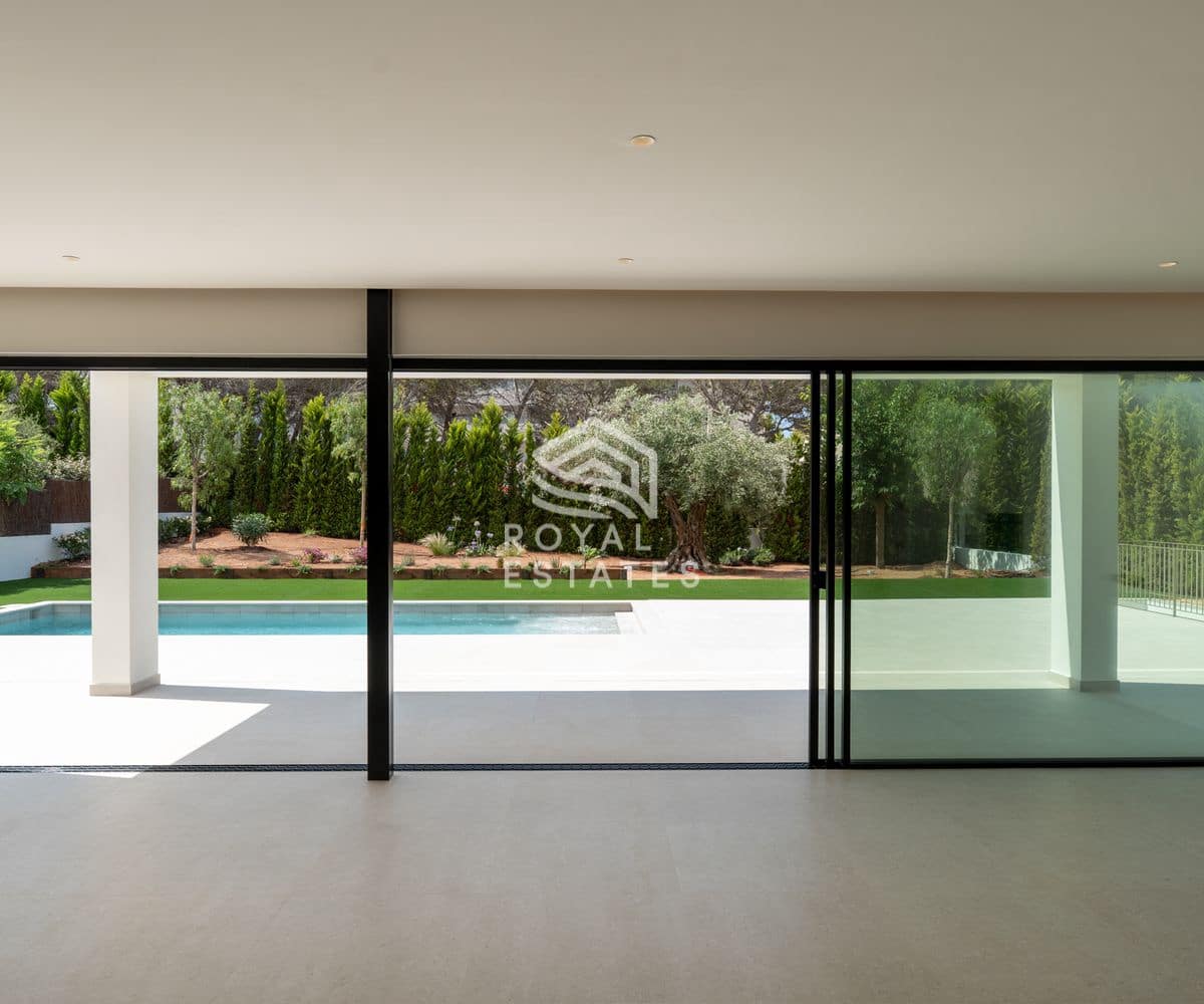 4 bedroom Villa for sale in Ibiza / Eivissa town with pool garage - € 2,950,000 (Ref: 9796638)