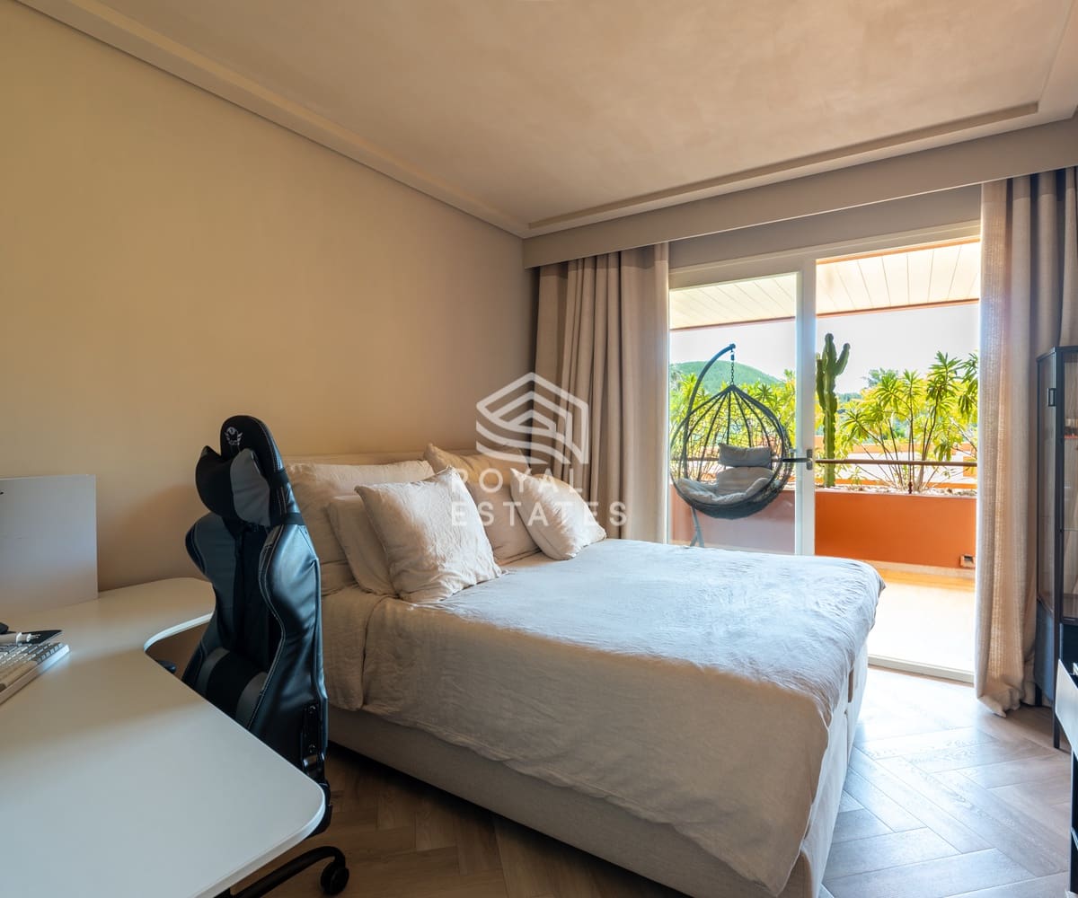2 sypialnia Apartament na sprzedaż w Miasto Ibiza / Eivissa z basenem - 795 000 € (Ref: 9830539)