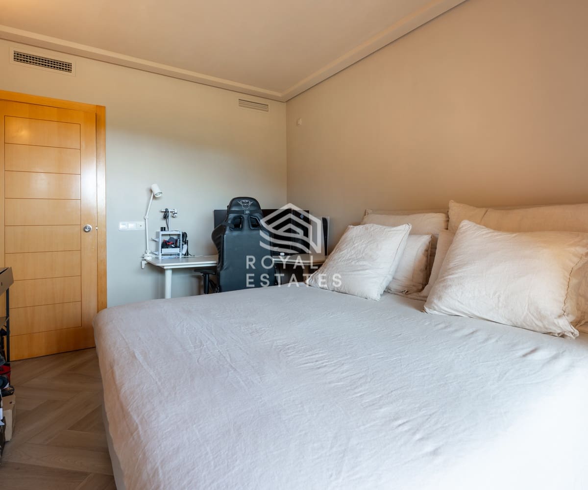 2 sypialnia Apartament na sprzedaż w Miasto Ibiza / Eivissa z basenem - 795 000 € (Ref: 9830539)