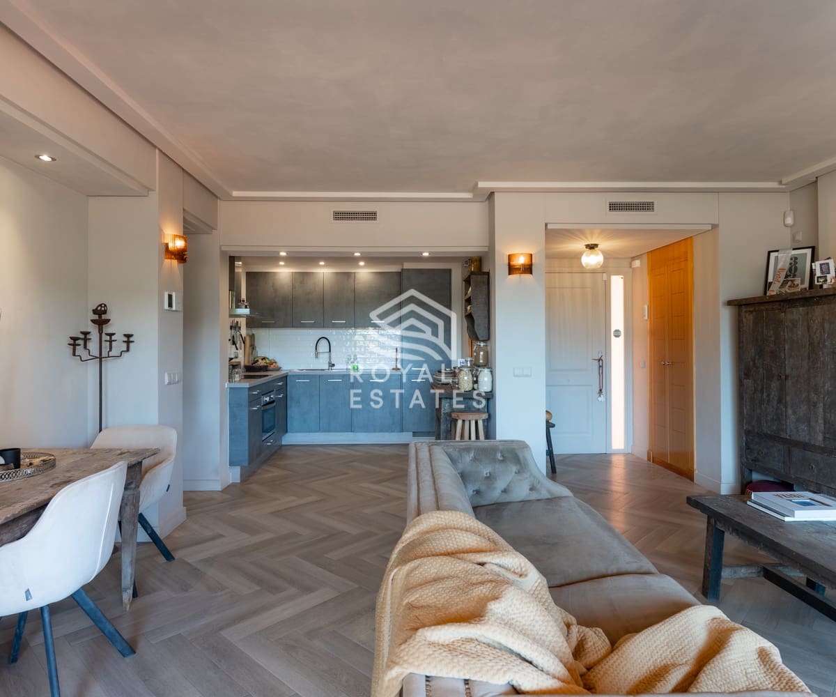 2 sypialnia Apartament na sprzedaż w Miasto Ibiza / Eivissa z basenem - 795 000 € (Ref: 9830539)