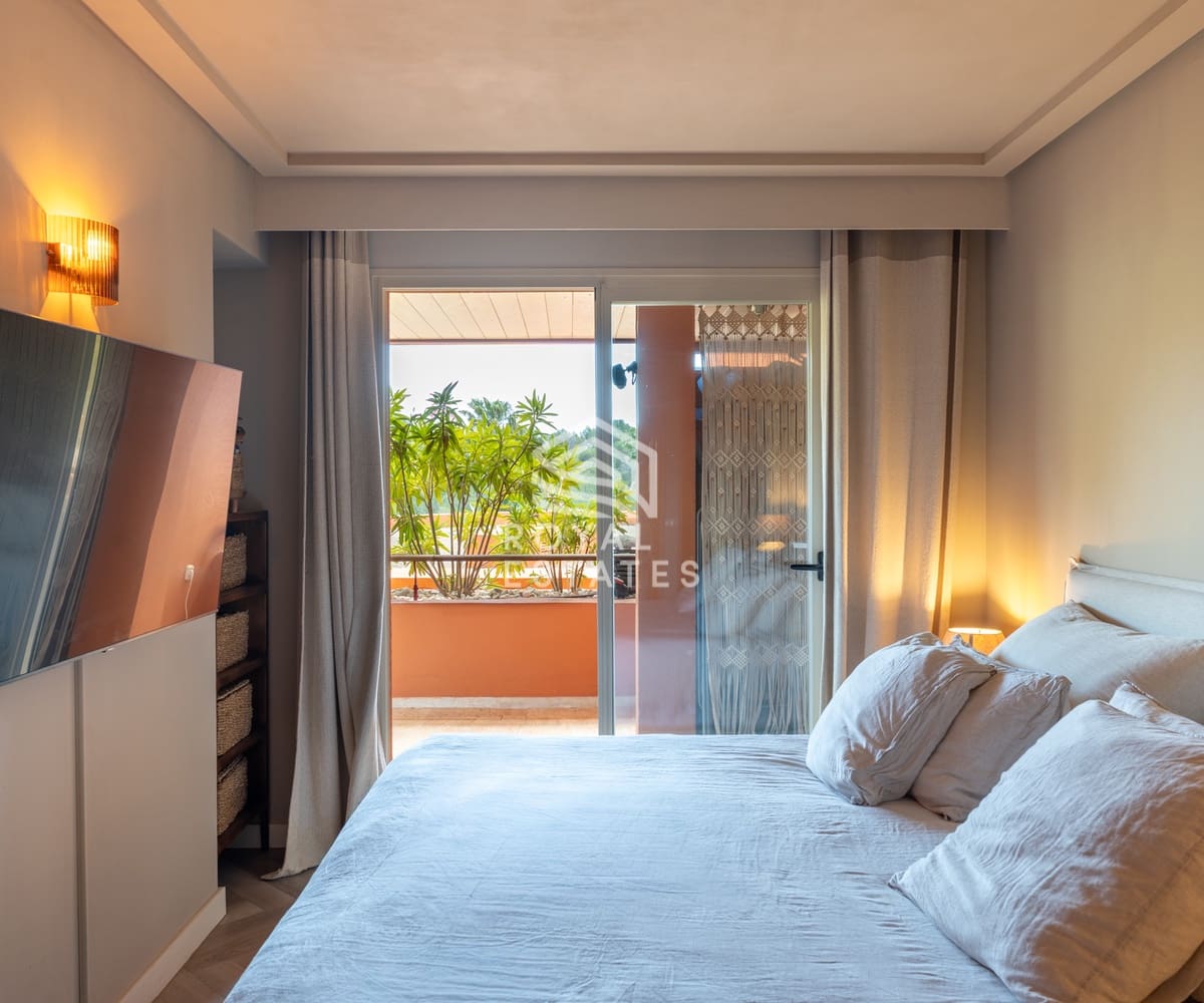 2 sypialnia Apartament na sprzedaż w Miasto Ibiza / Eivissa z basenem - 795 000 € (Ref: 9830539)