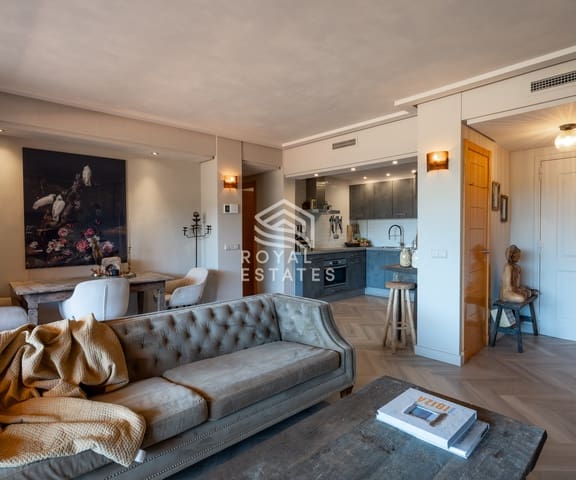 Apartamento de 2 habitaciones en Ibiza / Eivissa ciudad en venta con piscina - 795.000 € (Ref: 9830539)