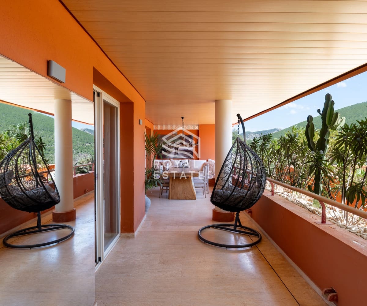 2 sypialnia Apartament na sprzedaż w Miasto Ibiza / Eivissa z basenem - 795 000 € (Ref: 9830539)